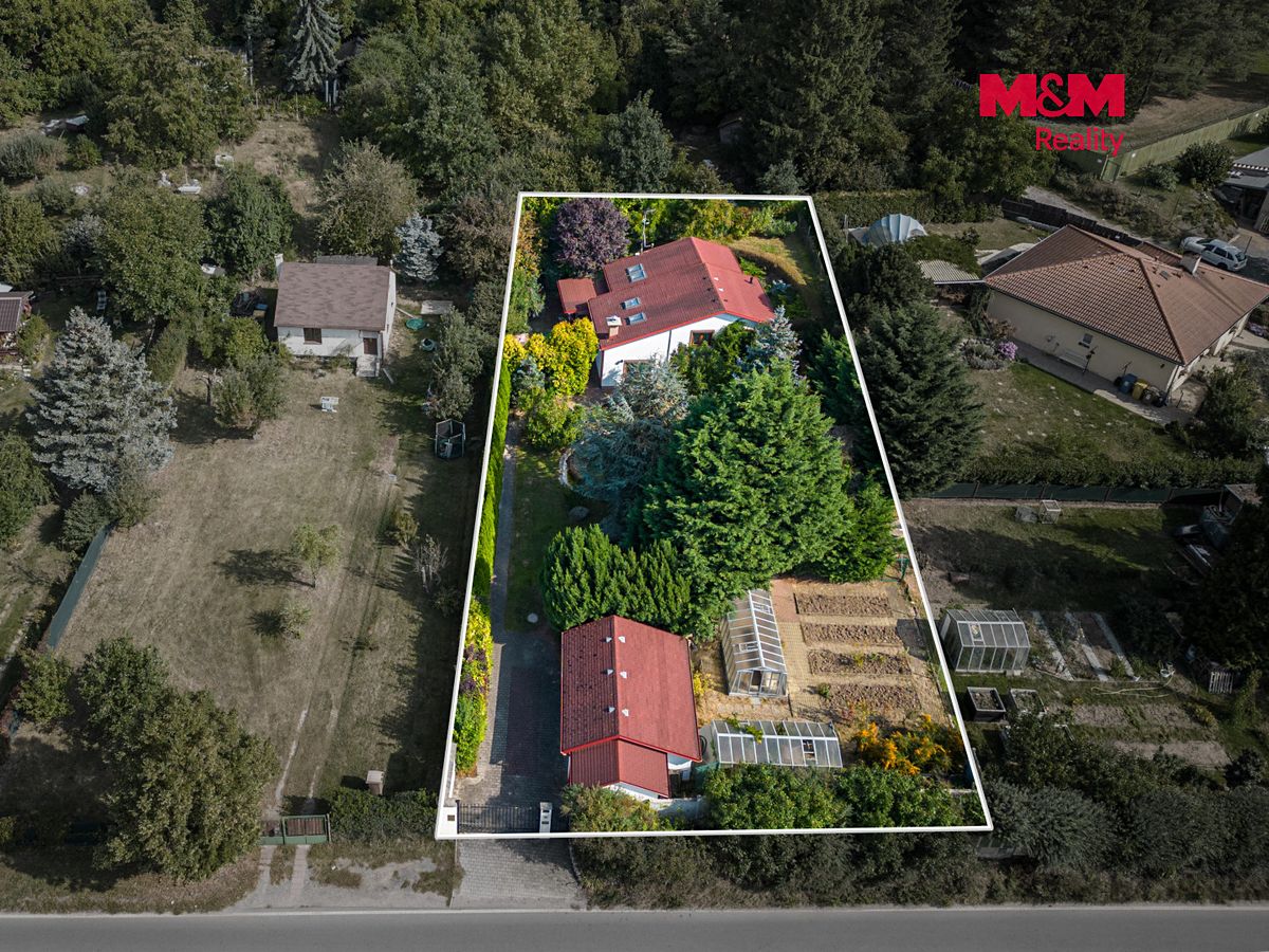 Prodej rodinného domu 121 m², pozemek 994 m² – fotografie 4