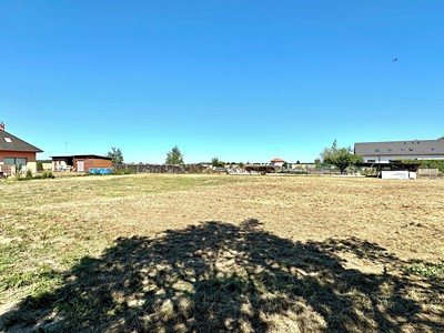 Prodej  stavebního pozemku 1 255 m²