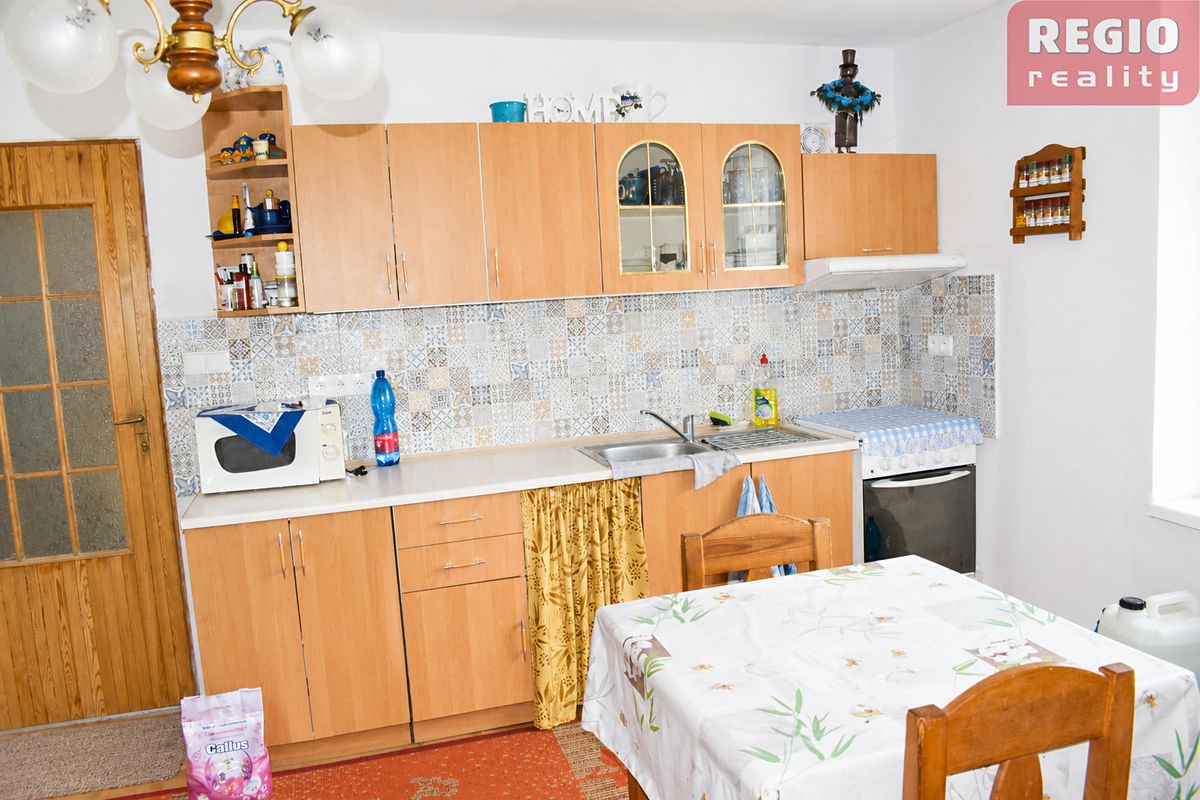Prodej rodinného domu 75 m², pozemek 811 m² – fotografie 4