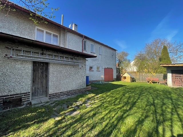 Prodej rodinného domu 237 m², pozemek 250 m² – fotografie 4