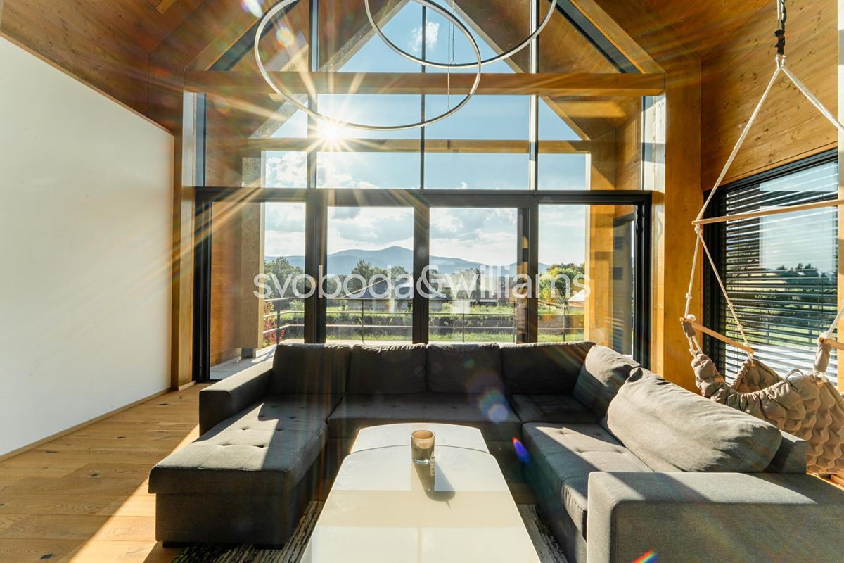 Prodej rodinného domu 501 m², pozemek 9033 m² – fotografie 5
