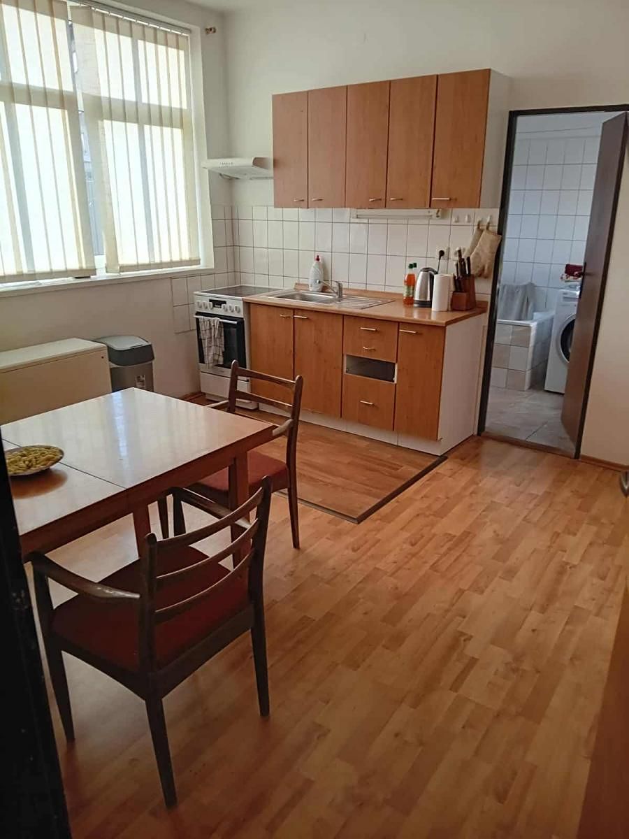 Pronájem bytu 2+1 50 m² – fotografie 2