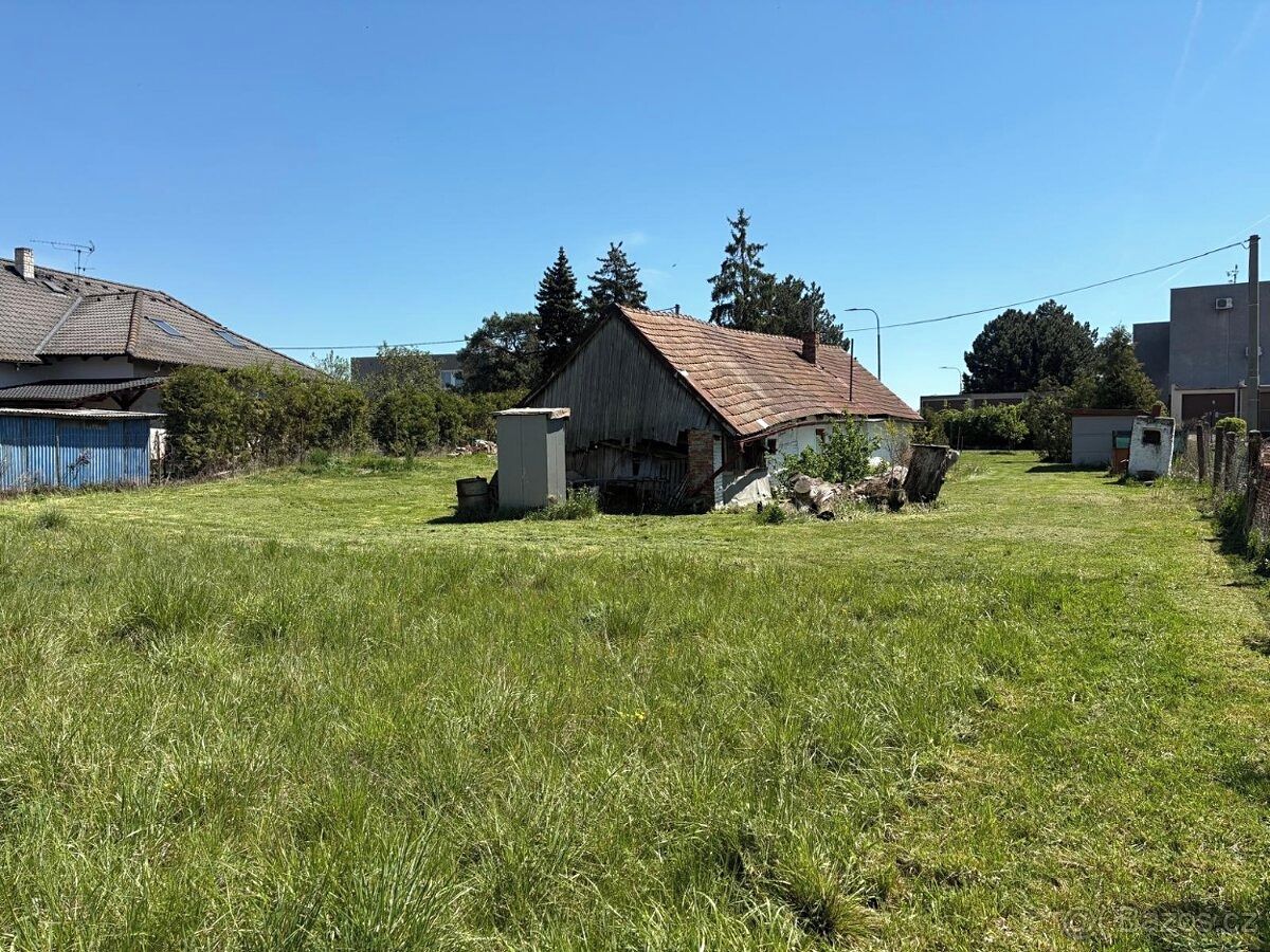 Prodej stavebního pozemku 1598 m² – fotografie 3