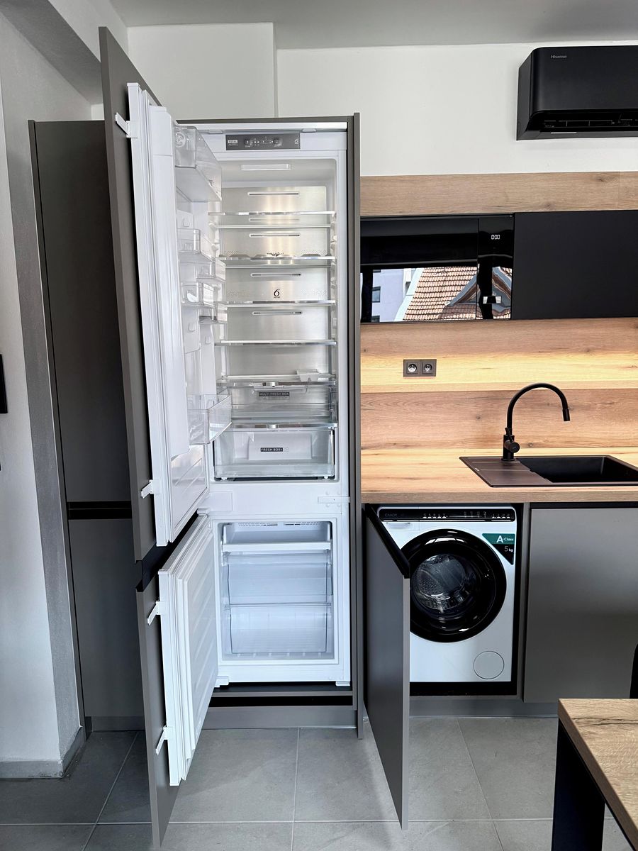Pronájem bytu 1+kk 42 m² – fotografie 3