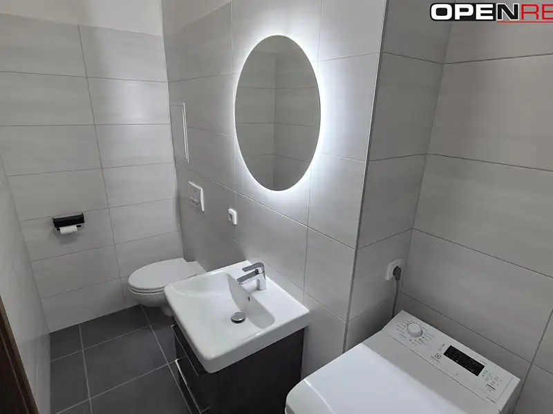 Pronájem bytu 2+kk 53 m², Břeclav – náhled fotky 3