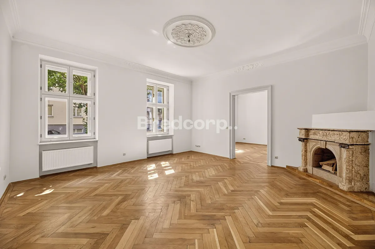 Pronájem kanceláře 170 m²