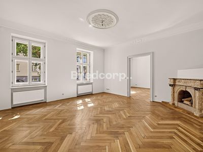 Pronájem kanceláře 170 m²
