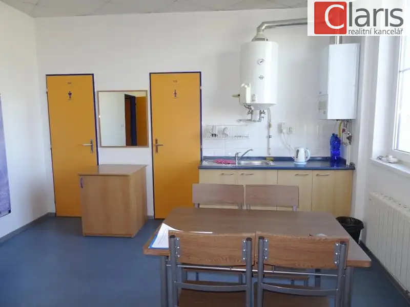 Pronájem kanceláře 30 m², Nový Jičín – náhled fotky 3