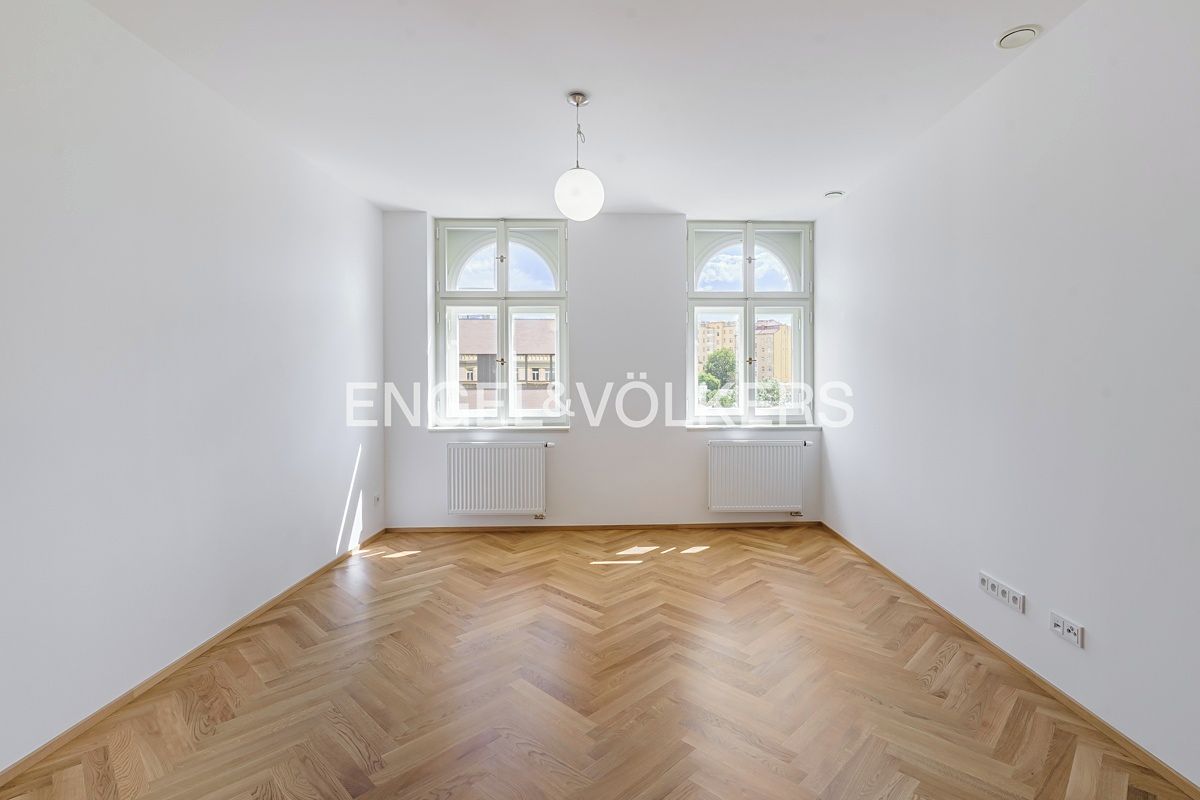 Pronájem bytu 3+kk 85 m² – fotografie 4