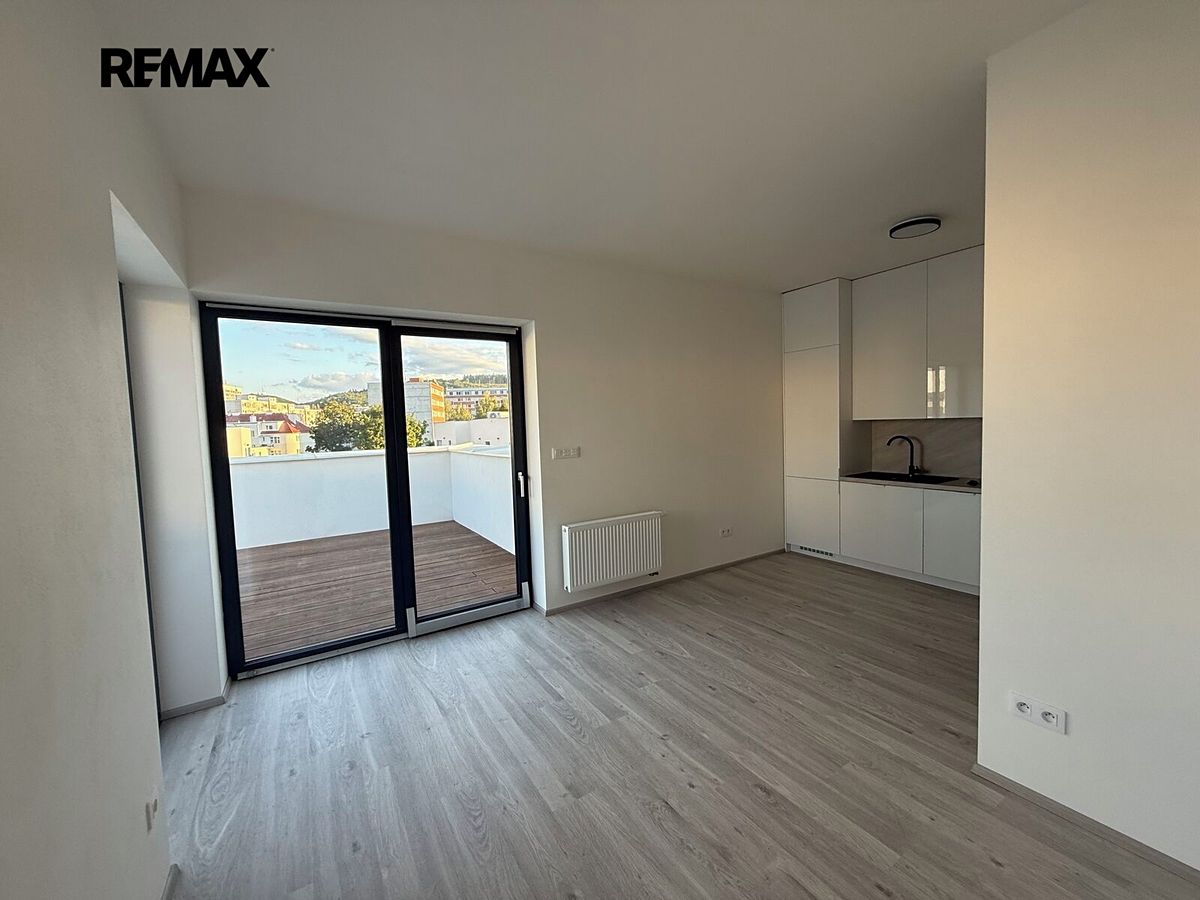 Prodej bytu 2+kk 56 m² – fotografie 2