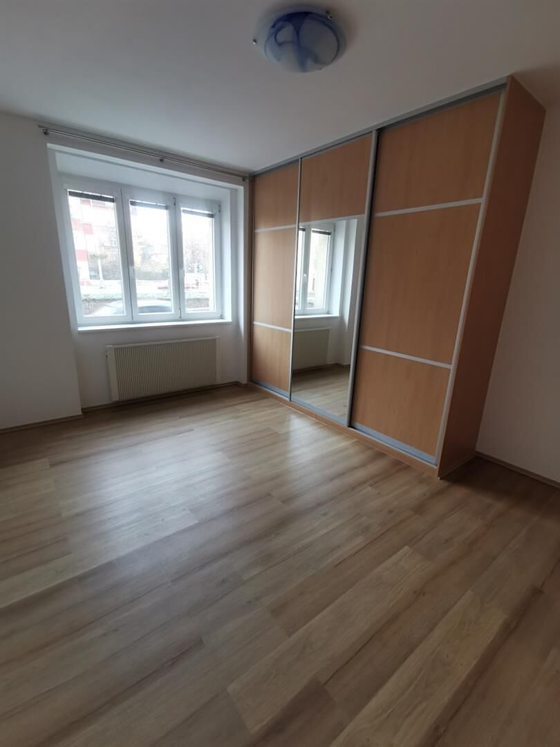 Pronájem bytu 2+kk 42 m² – fotografie 4