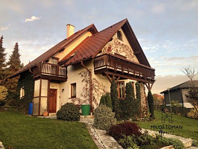 Pronájem bytu 3+kk 100 m²
