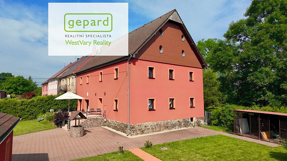 Prodej rodinného domu 380 m², pozemek 1948 m²