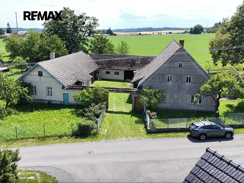 Prodej chalupy 230 m², pozemek 2014 m², Spálov – náhled fotky 1