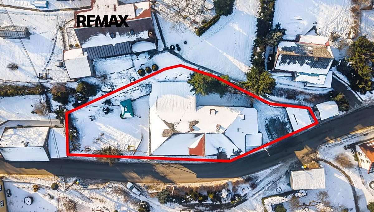 Prodej rodinného domu 428 m², pozemek 971 m² – fotografie 5