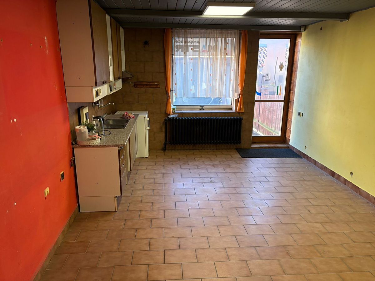 Prodej rodinného domu 170 m², pozemek 305 m² – fotografie 5