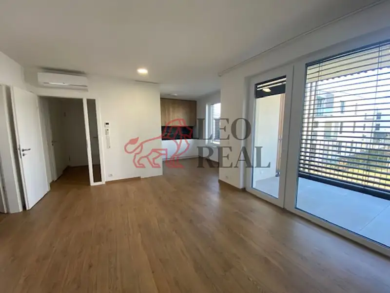 Pronájem bytu 2+kk 54 m², Olomouc – náhled fotky 2