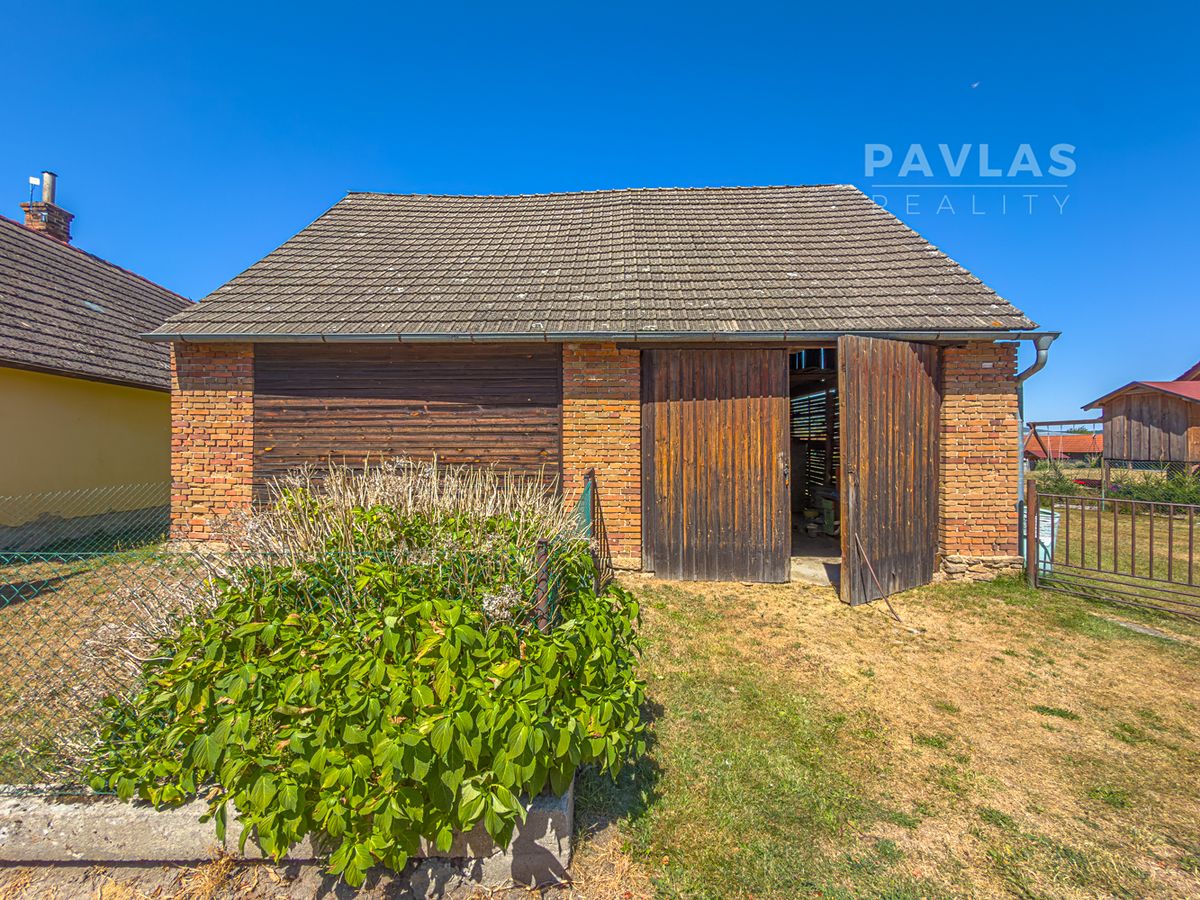 Prodej stavebního pozemku 1086 m² – fotografie 2