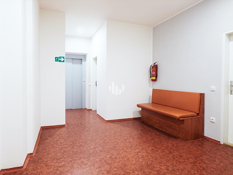 Комерційне приміщення в оренду, 180 м² (9 з 10)