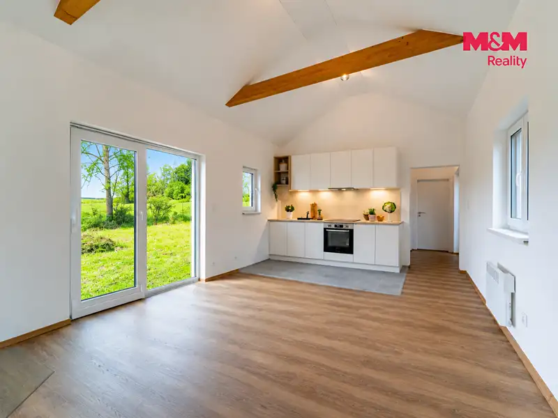 Prodej rodinného domu 40 m², pozemek 896 m², Hostouň – náhled fotky 3
