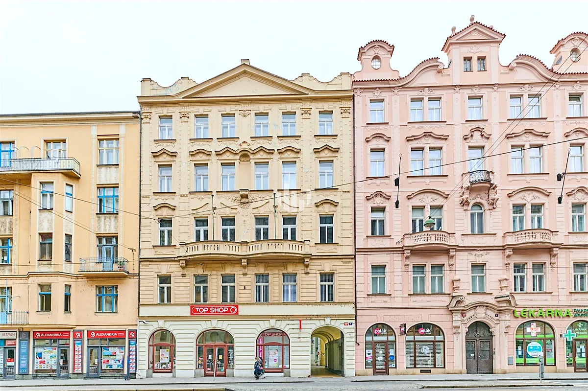 Pronájem kanceláře 102 m²