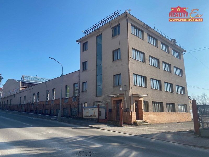 Pronájem skladového prostoru 1322 m² – fotografie 3
