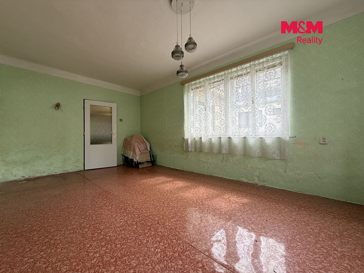 Prodej rodinného domu 100 m², pozemek 562 m² – fotografie 4