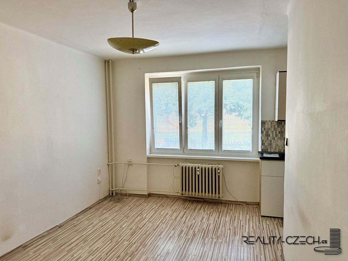 Pronájem bytu 1+kk 22 m² – fotografie 2