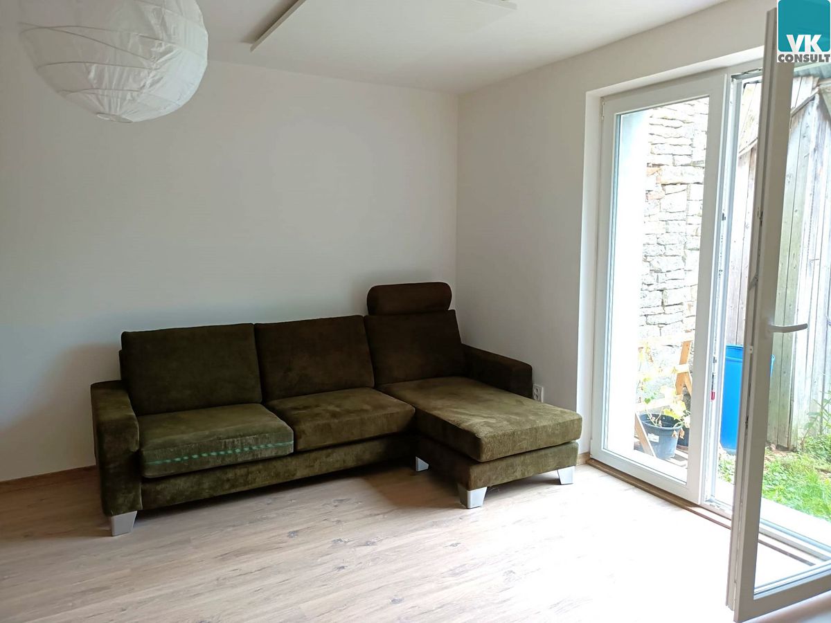 Pronájem bytu 2+1 62 m² – fotografie 4