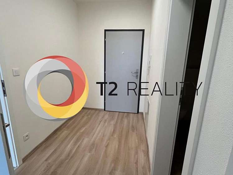 Pronájem bytu 2+kk, 46 m² (8 z 22)