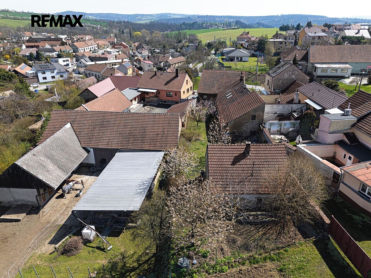 Prodej rodinného domu 155 m², pozemek 913 m² – fotografie 3
