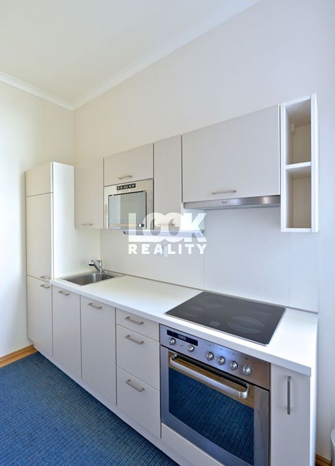 Pronájem bytu 3+1 75 m² – fotografie 3