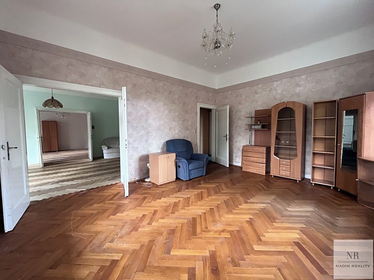 Prodej bytu 4+1, 171 m² (13 z 21)