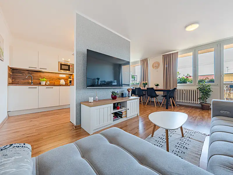 Prodej bytu 3+1 70 m², Nové Strašecí – náhled fotky 2