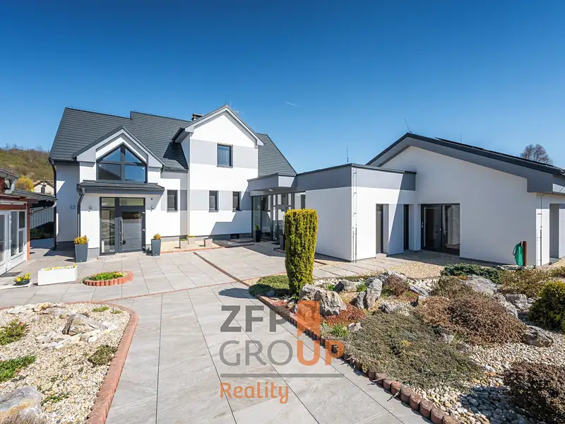 Prodej rodinného domu 450 m², pozemek 4129 m², Rozstání – náhled fotky 3