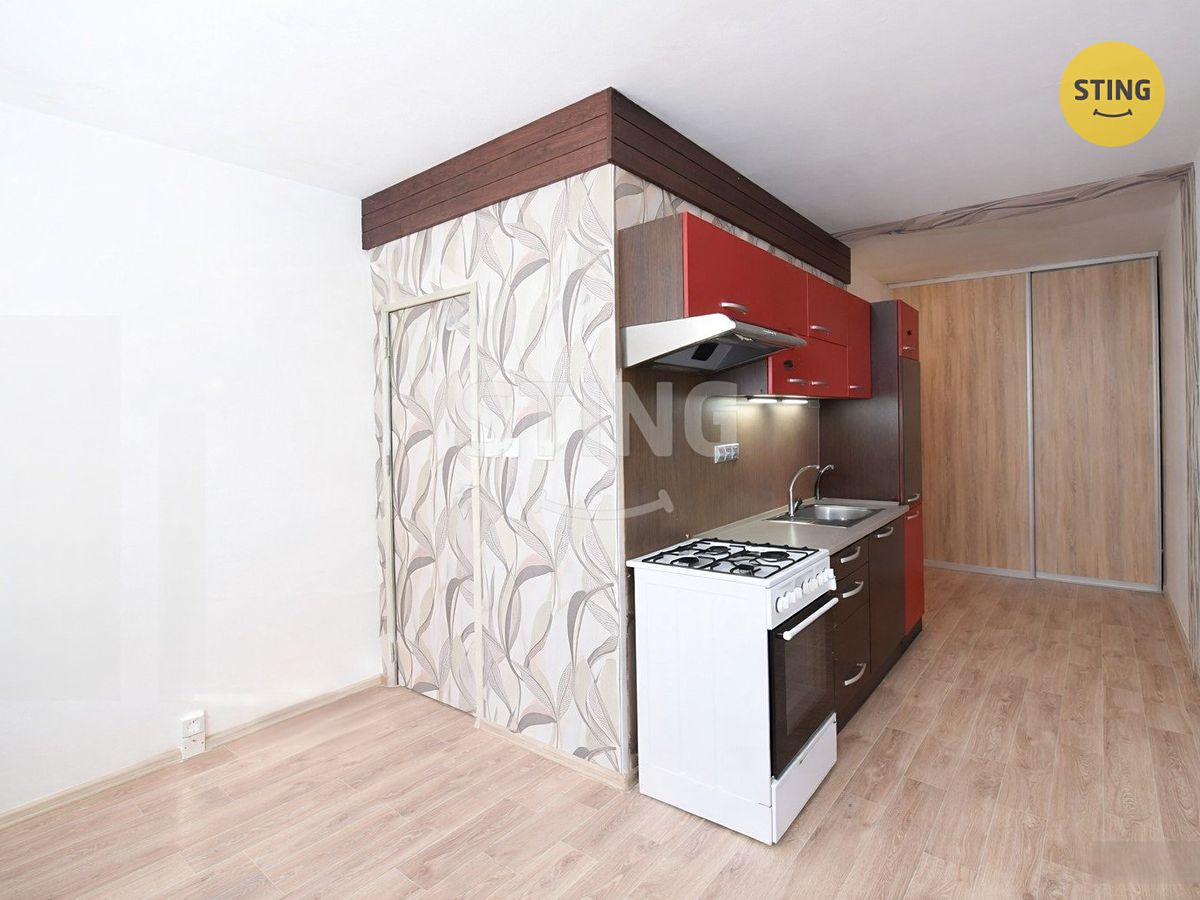 Pronájem bytu 2+1 61 m² – fotografie 2