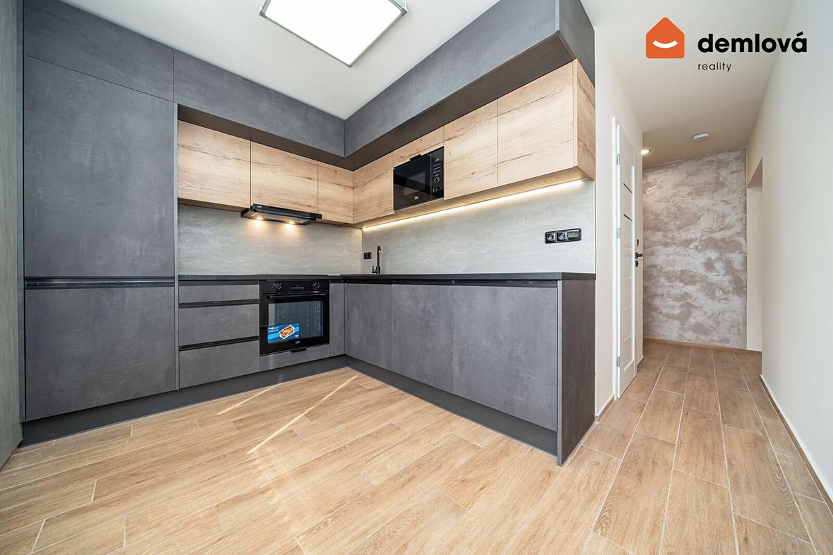 Pronájem bytu 2+1 58 m²