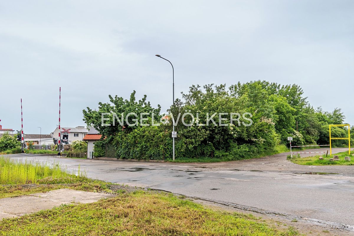Pronájem komerčního pozemku 30283 m² – fotografie 5