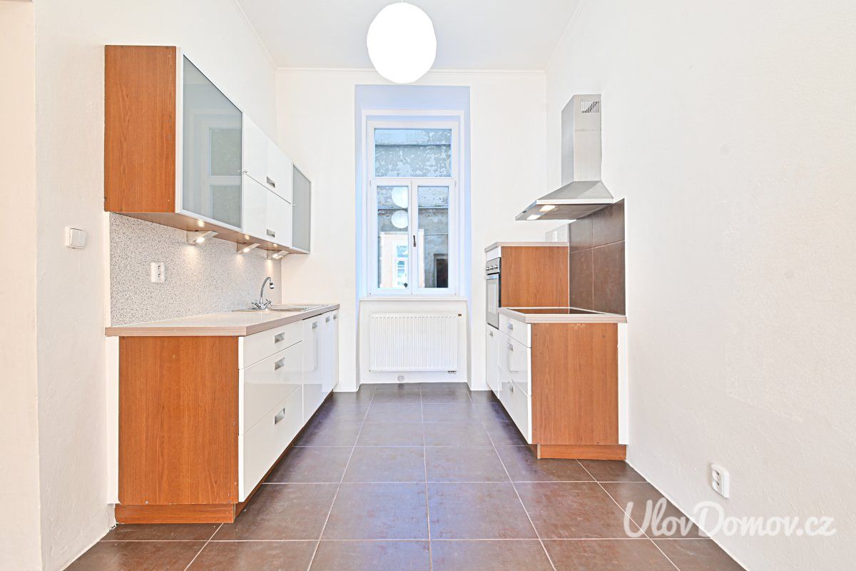Pronájem bytu 2+1 72 m² – fotografie 4
