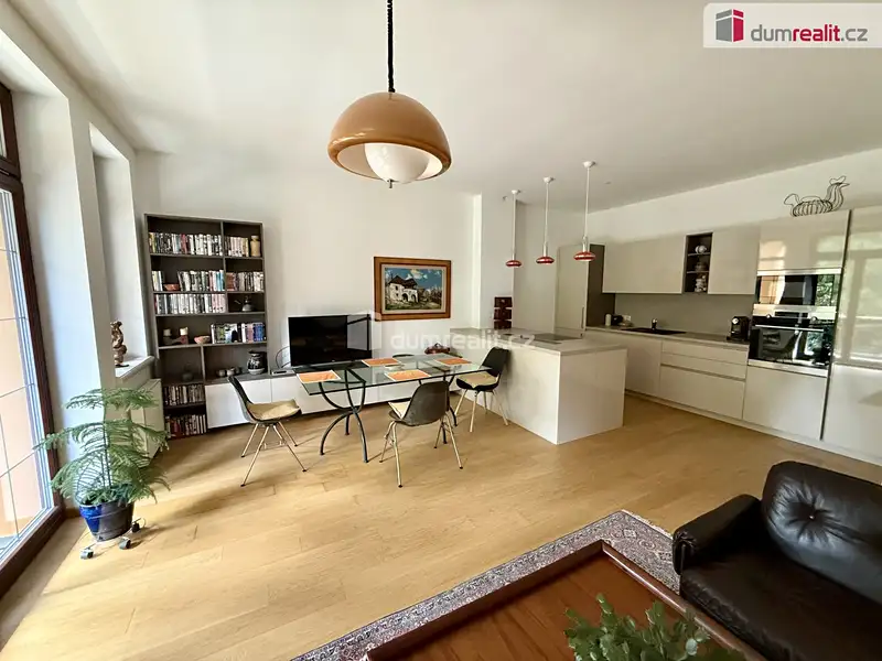 Prodej bytu 4+kk 143 m², Mariánské Lázně – náhled fotky 2