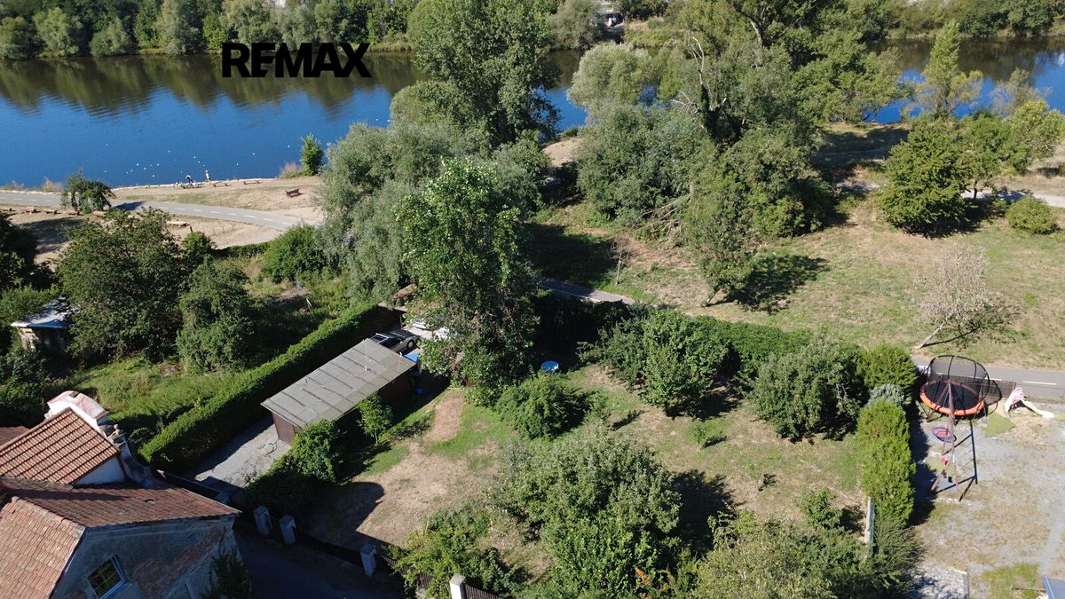 Pronájem komerčního pozemku 550 m² – fotografie 5