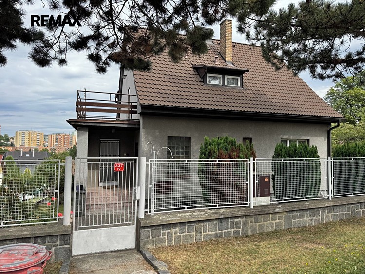 Prodej domu, 238 m² (1 z 16)