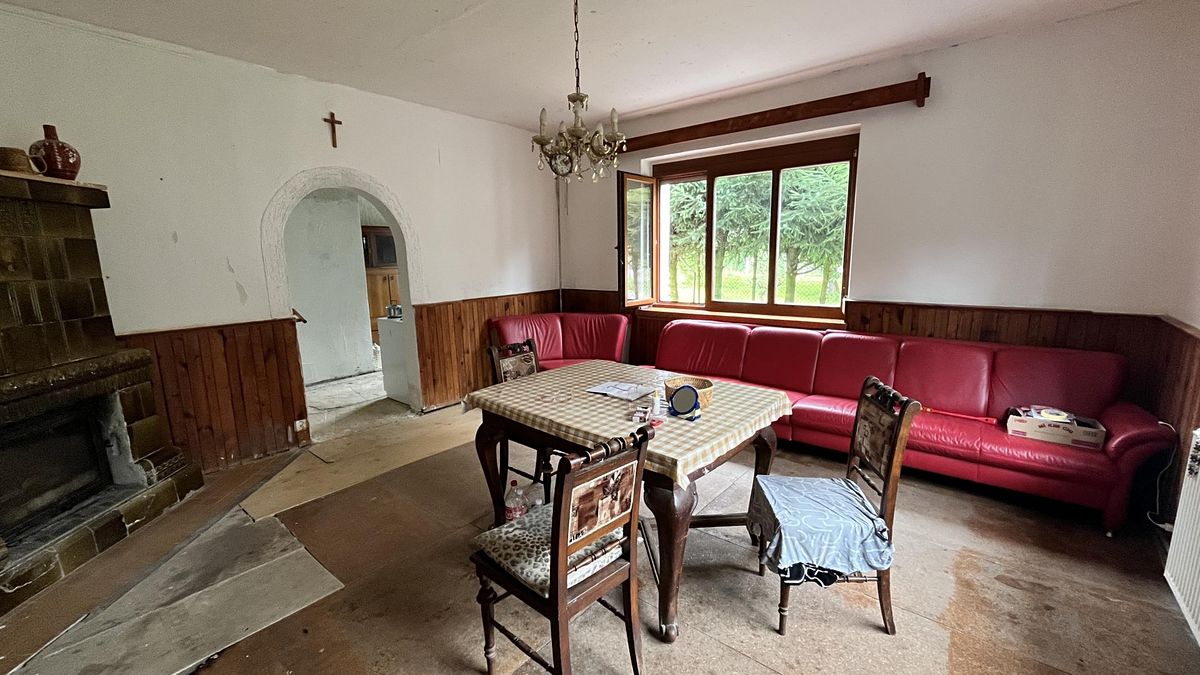 Prodej rodinného domu 240 m², pozemek 678 m² – fotografie 4