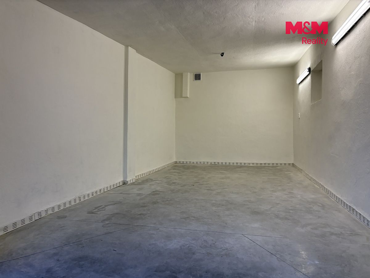 Pronájem garáže 24 m² – fotografie 3