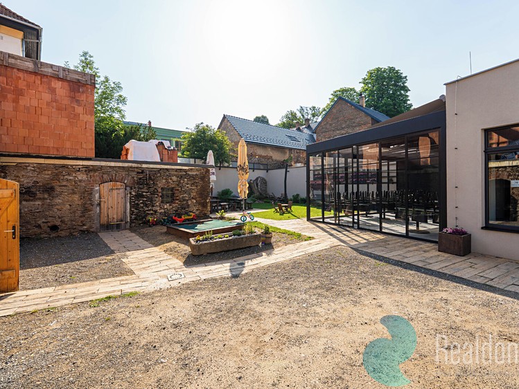 Prodej komerčního prostoru, 953 m² (42 z 52)