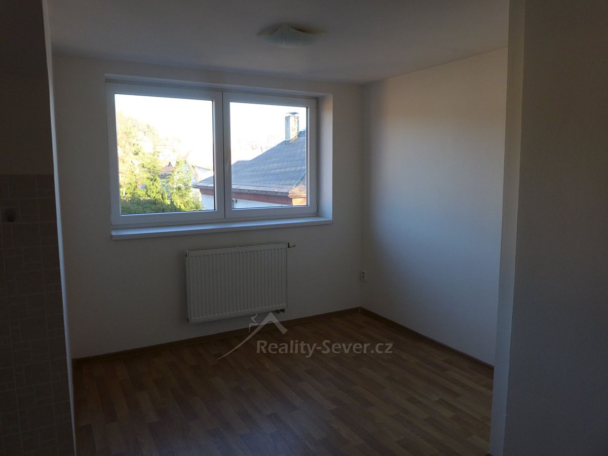 Pronájem bytu 1+1 64 m² – fotografie 2