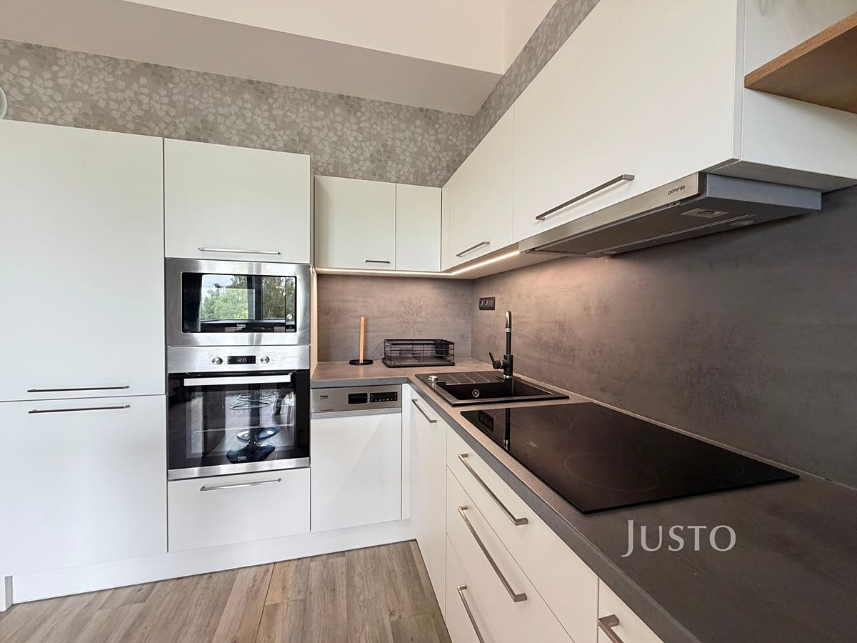 Pronájem bytu 2+kk 43 m² – fotografie 5