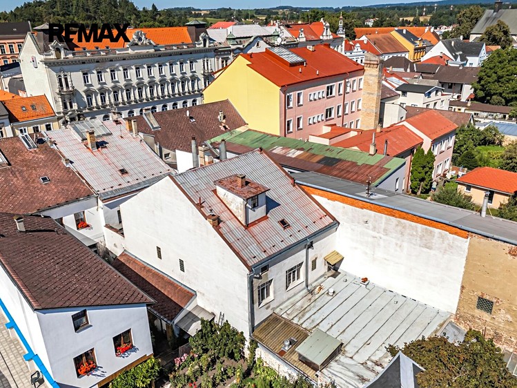 Комерційне приміщення на продаж, 1 020 м² (16 з 17)
