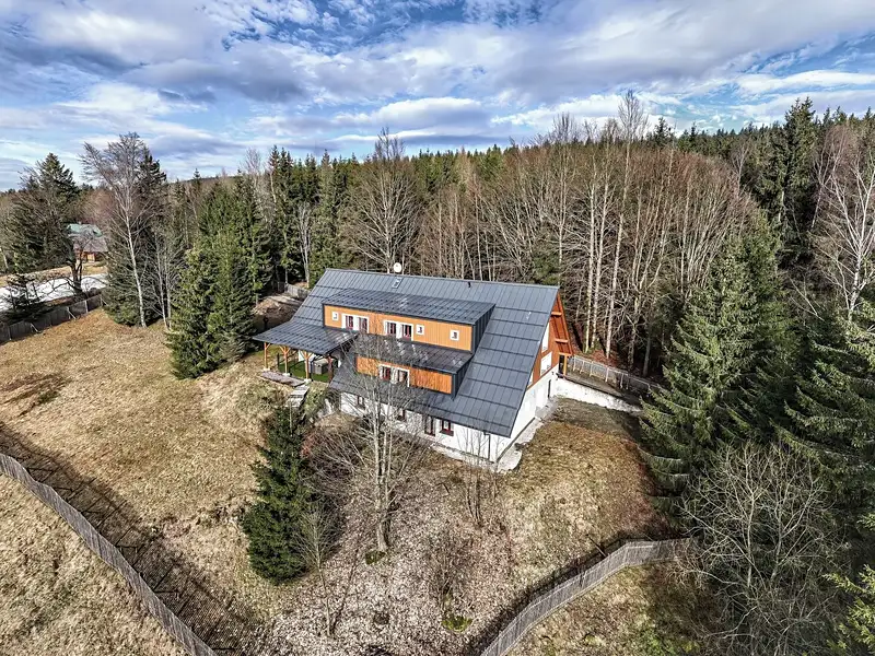 Prodej vily 500 m², pozemek 3222 m², Harrachov – náhled fotky 1