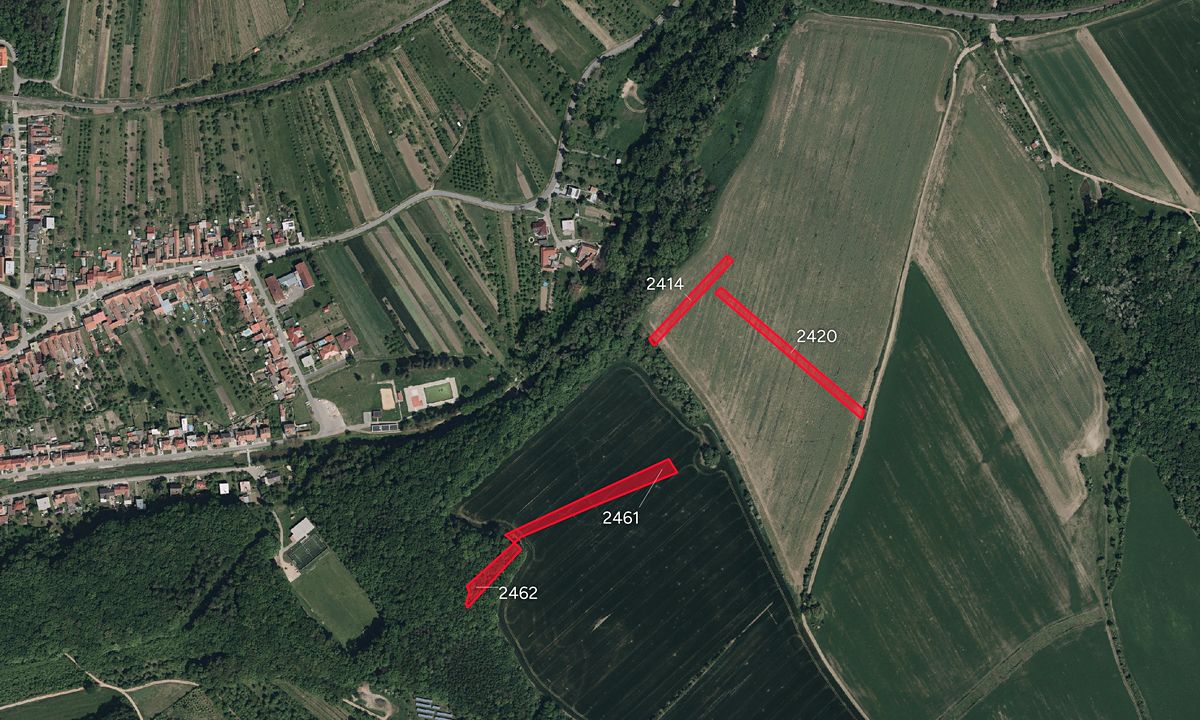 Prodej pole 9343 m²